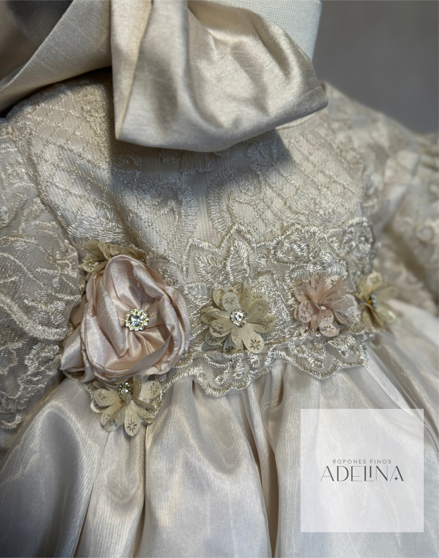 Victoria (Beige)