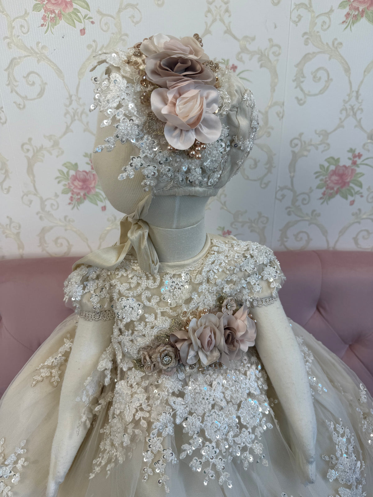 Ailanny- Champagne (Ropón/Christening Gown)