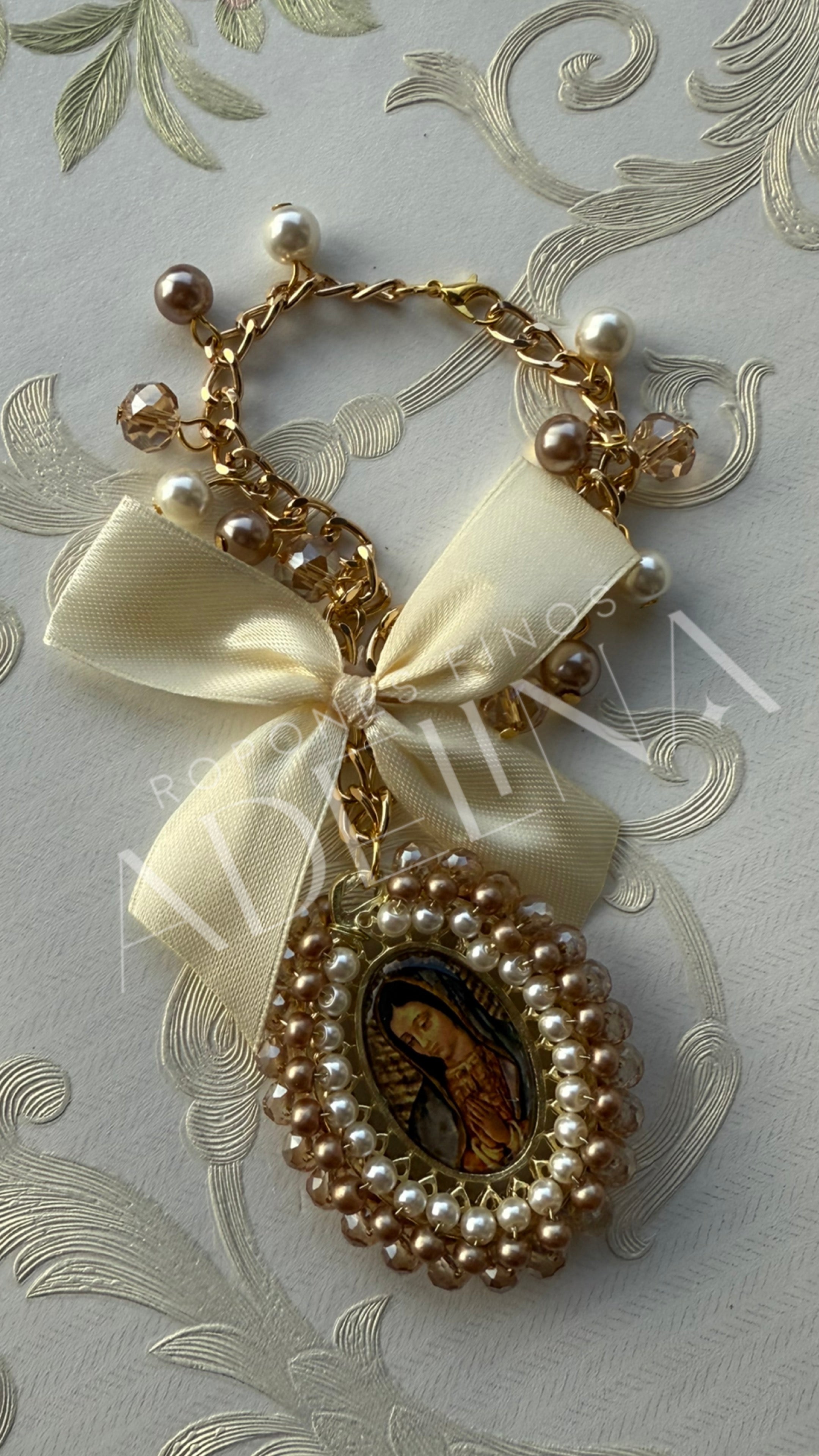 Bendición de Virgen de Guadalupe Champán / Lady of Guadalupe Blessing Champagne (12 Pieces)