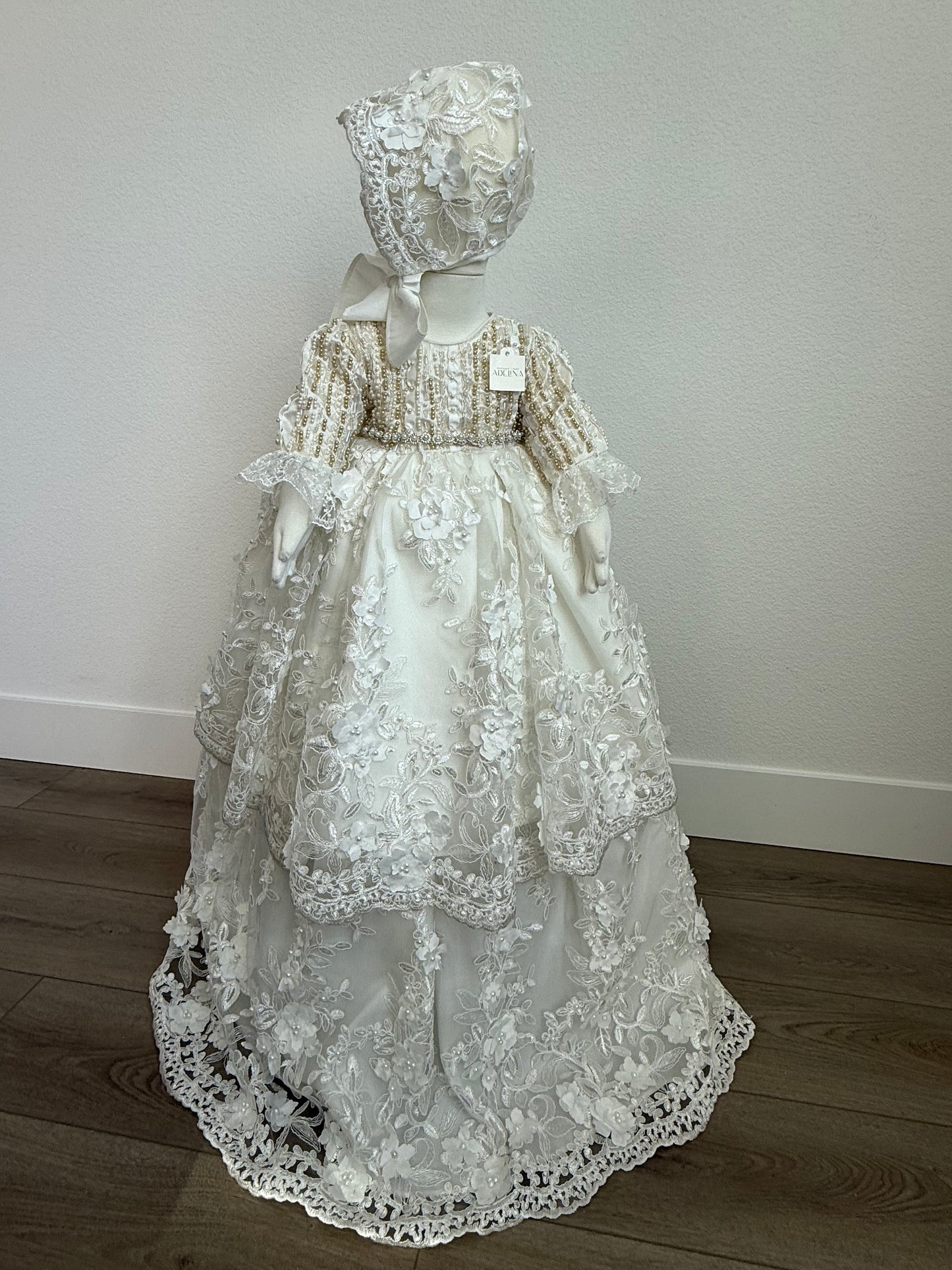 Itzel (Ropón/Christening Gown)