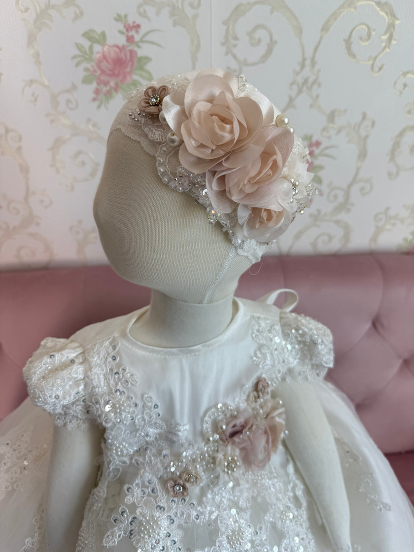 Olivia (Ropón / Christening Gown)