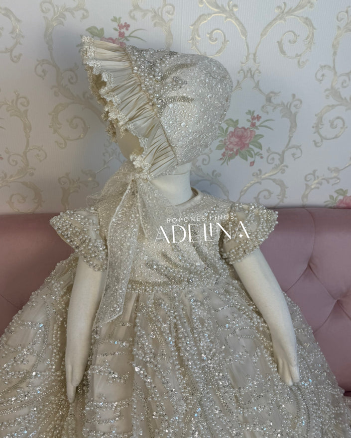 Adelina- Short Sleeve Champagne (Ropón/Christening Gown)
