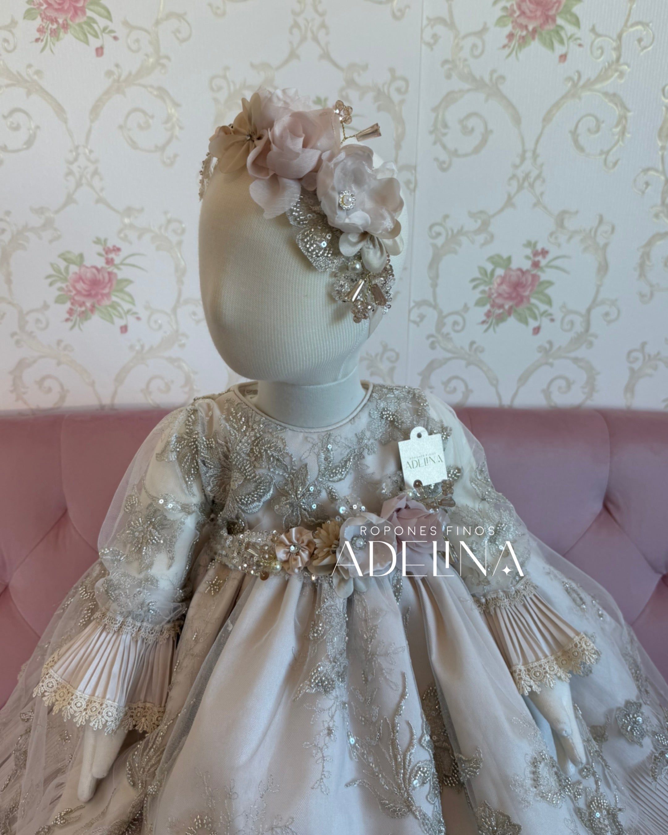 Lucero (Ropón / Christening Gown)