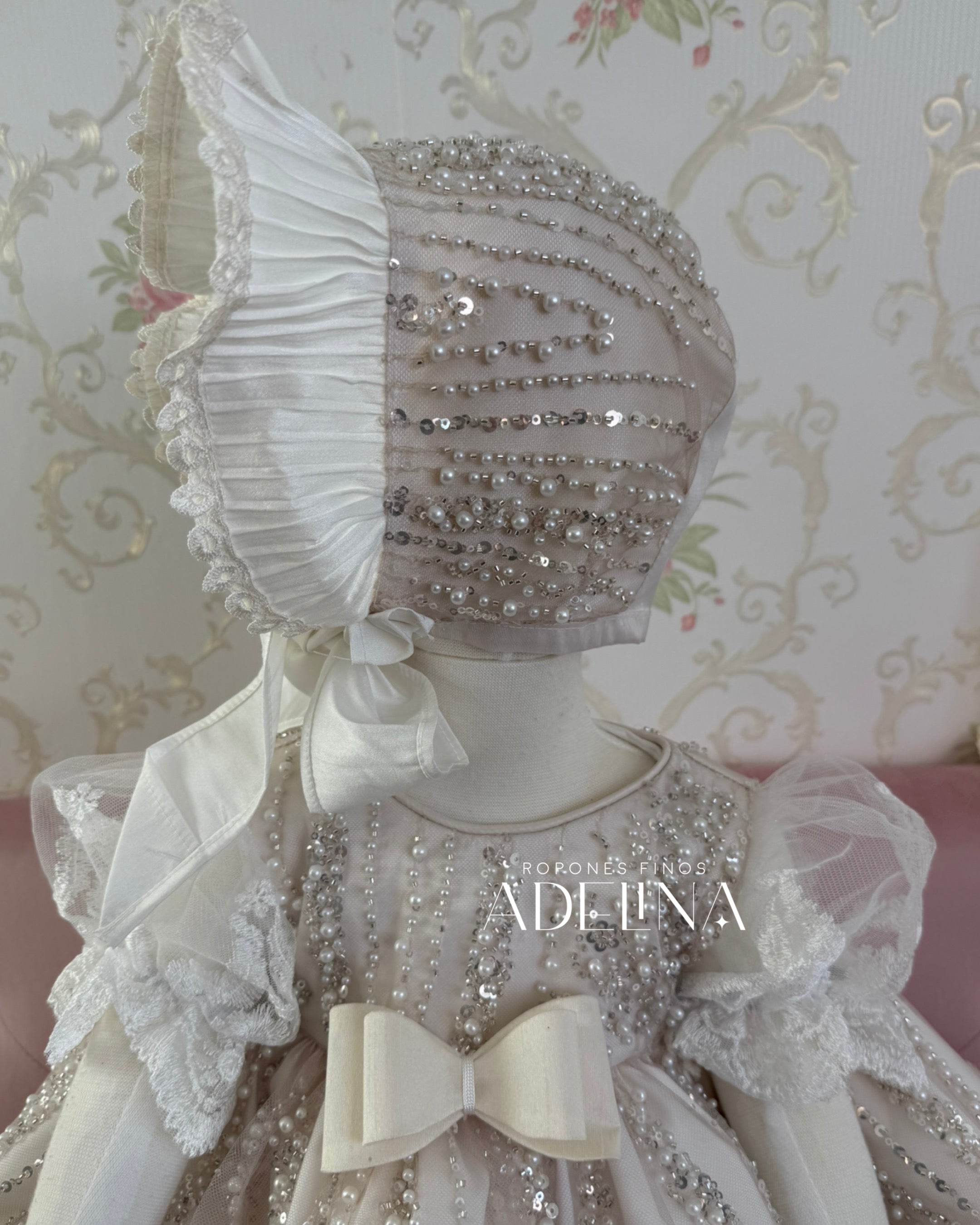 Adelyn (Ropón /Christening Gown)