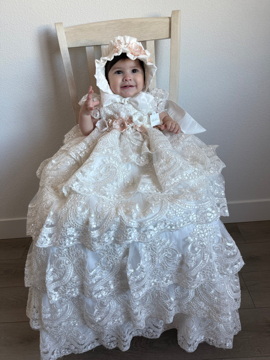 Naomi (Ropón/Christening Gown)