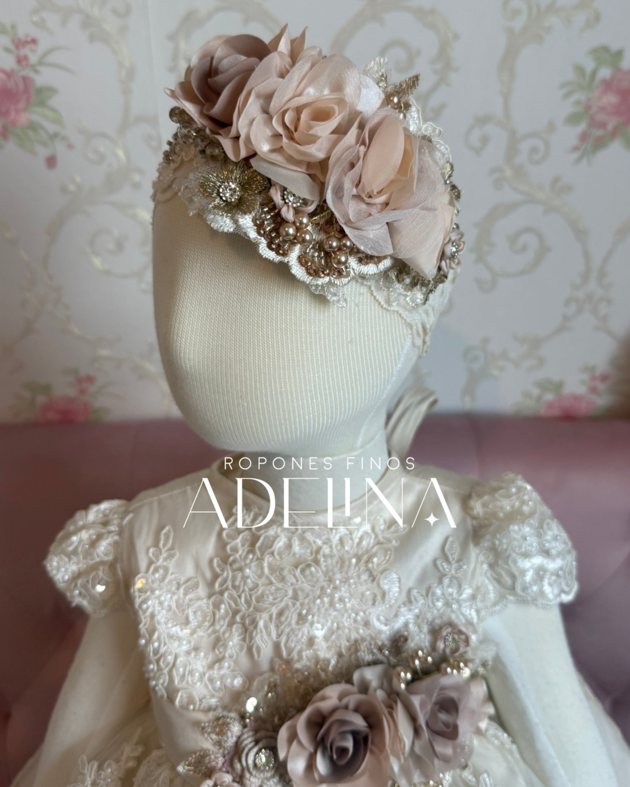 Fatima (Ropón/ Christening Gown)