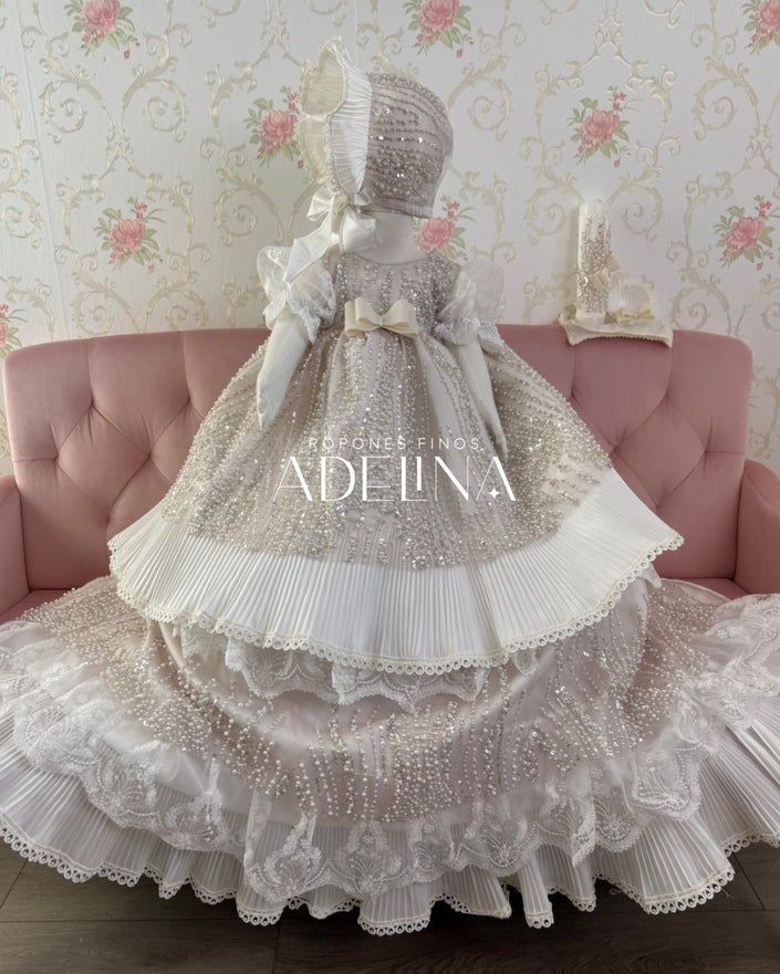 Adelyn (Ropón /Christening Gown)