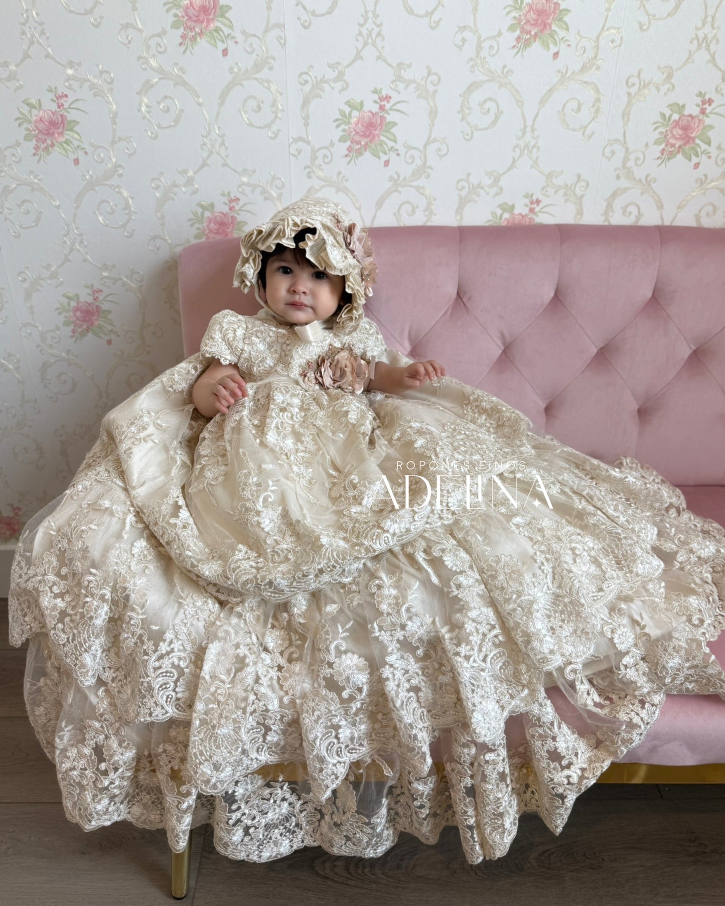 Ropón Monserrate (Ropón/Christening Gown)