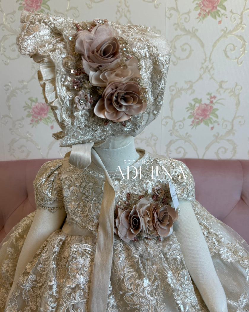 Monseratte (Ropón/Christening Gown)